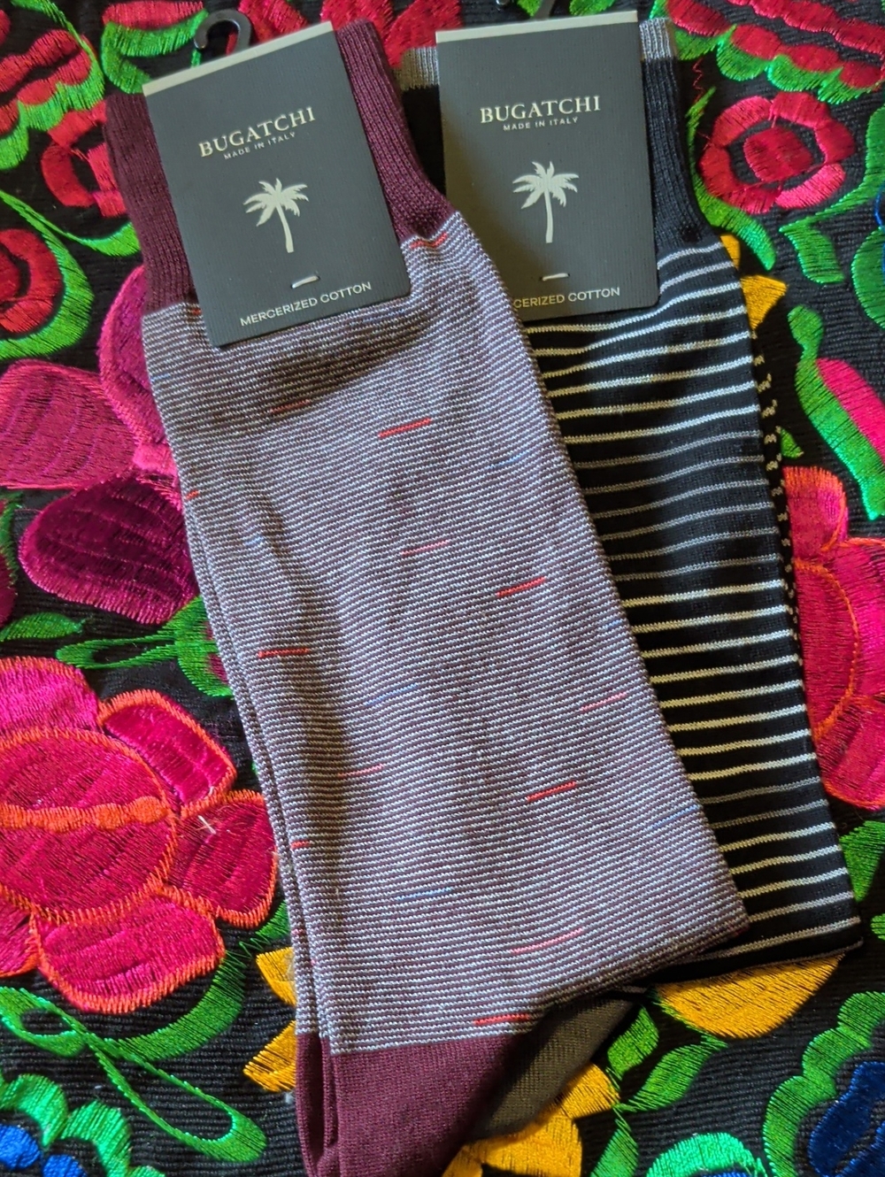 Bugatchi Men's Gray Marled & Black Striped Dress Socks - Burgundy Accents